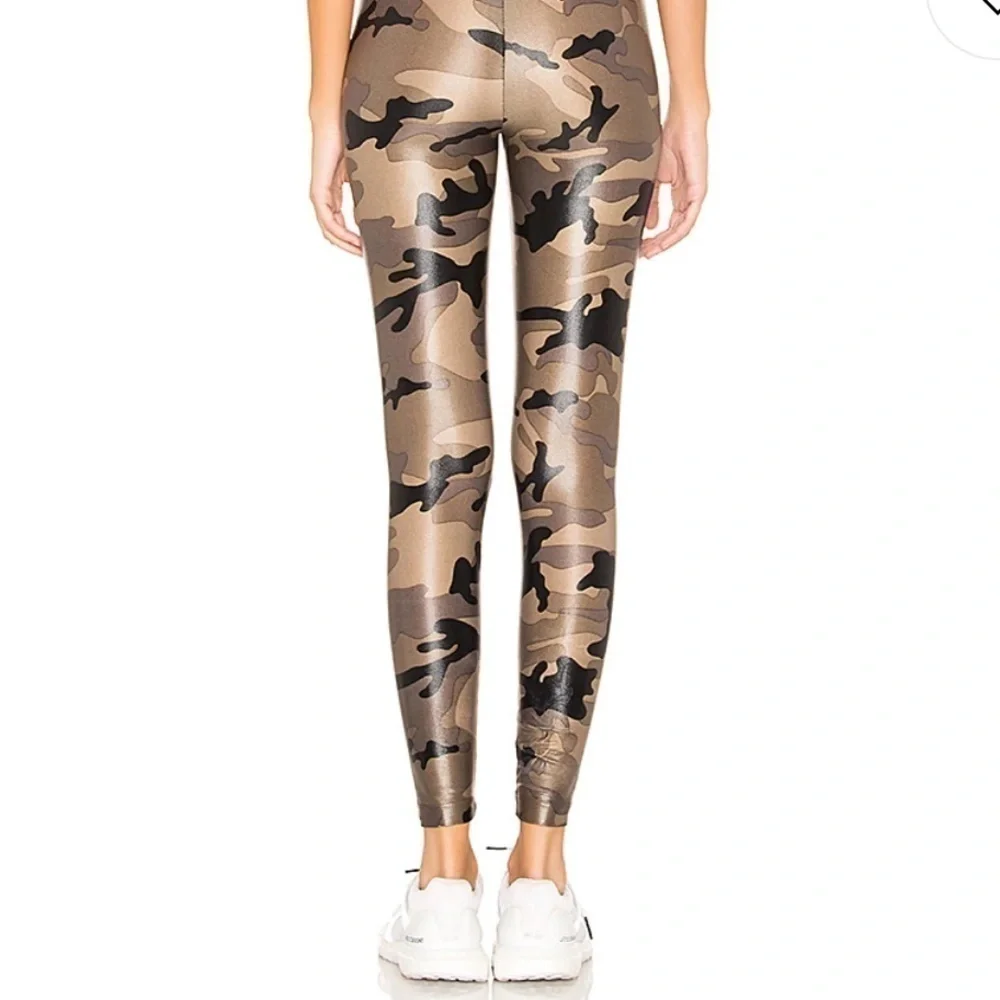 Koral Lustrous High Rise Leggings In Camo Size S